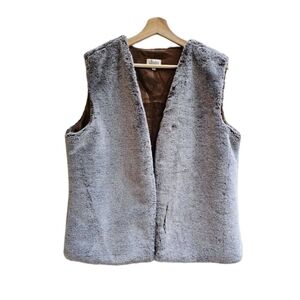 Glam Los Angeles Faux Fur Open Front Vest - Soft & Cozy, Light Grey, Size Large